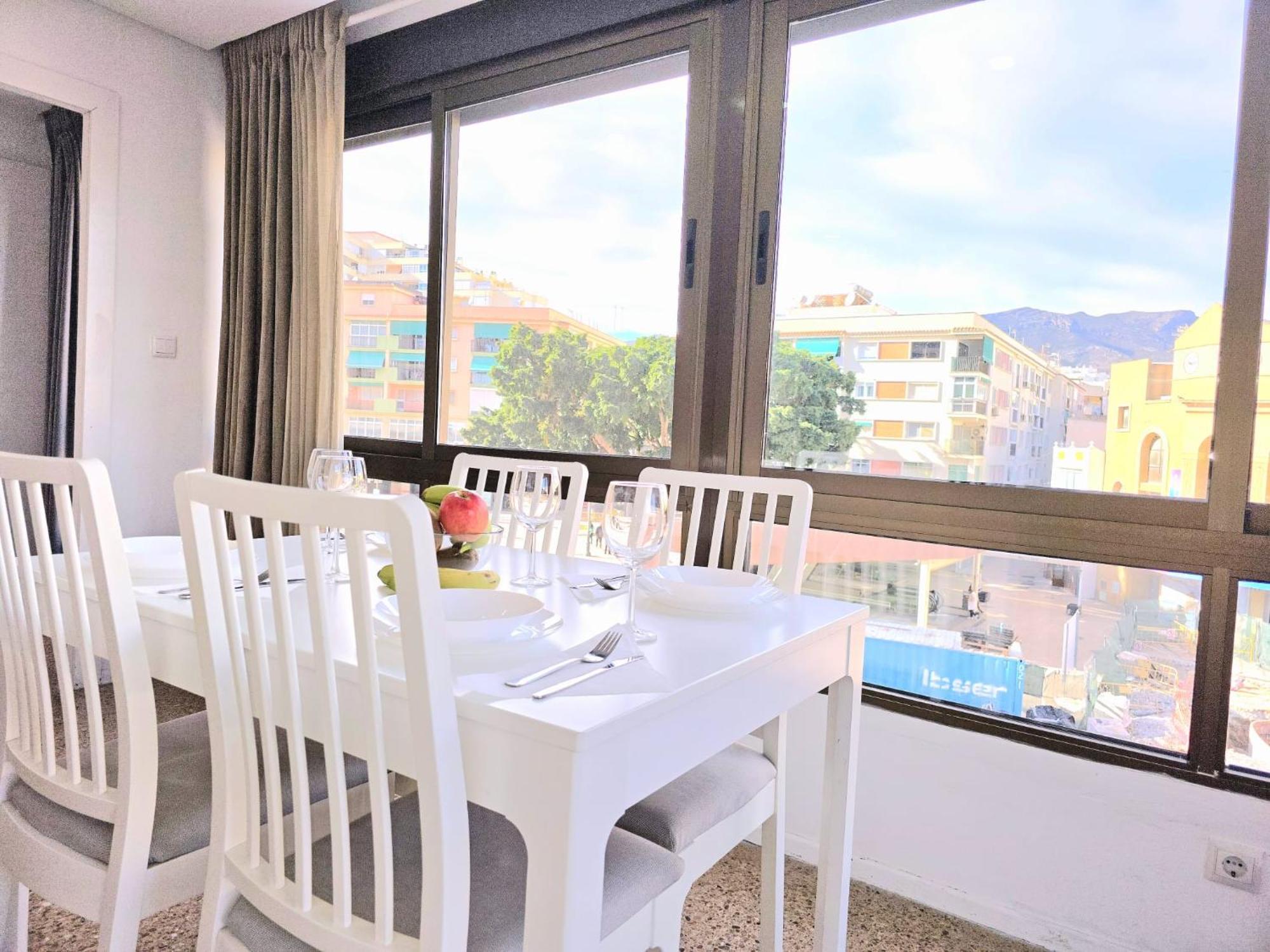 Nogalera Rainbow 2-Bedroom Apartment, Pool And Parking By Namaste Elite Torremolinos Exterior photo